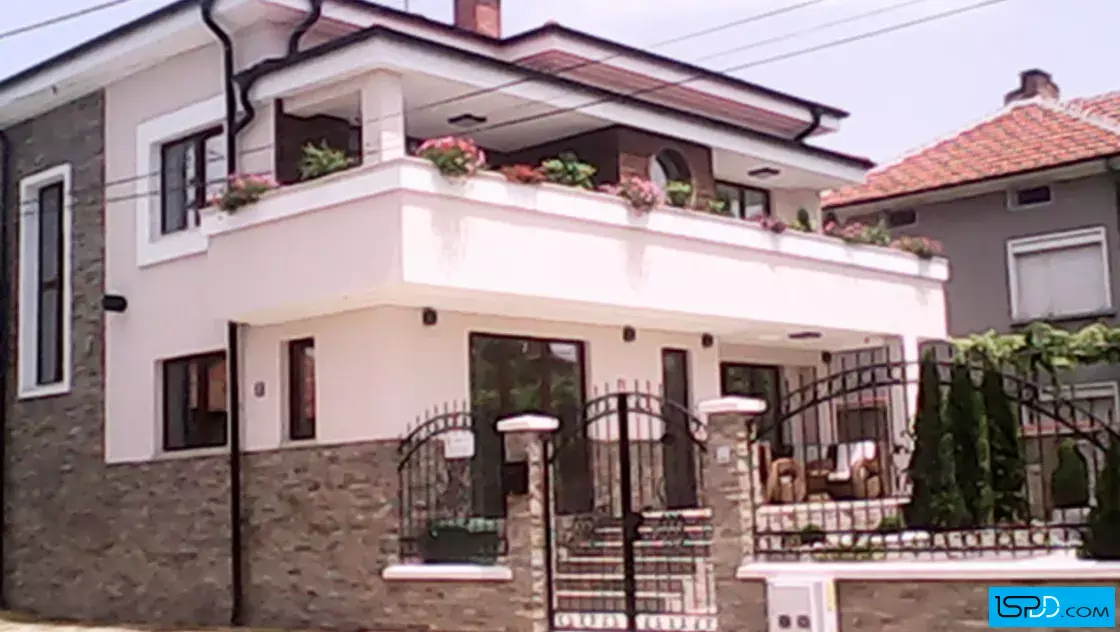 Преустройство на еднофамилна къща