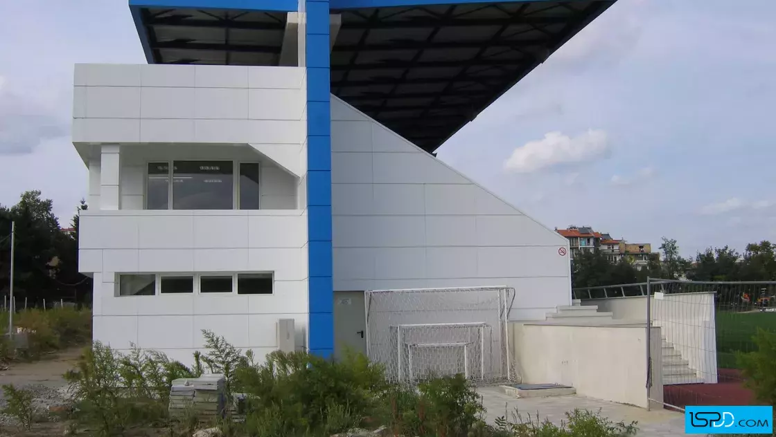 Реконструкция на градски стадион