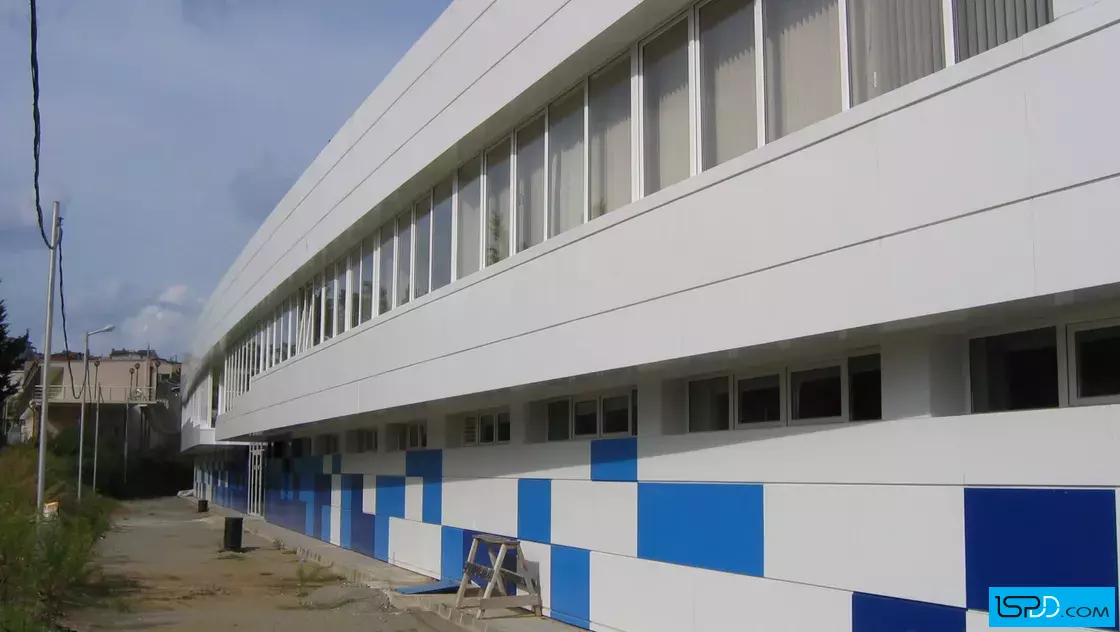 Реконструкция на градски стадион